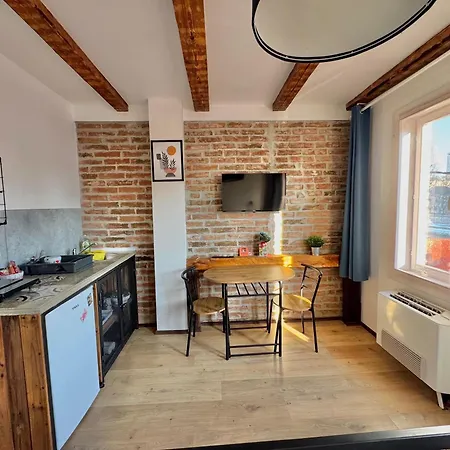 Apartment By The River Ni Exterior foto