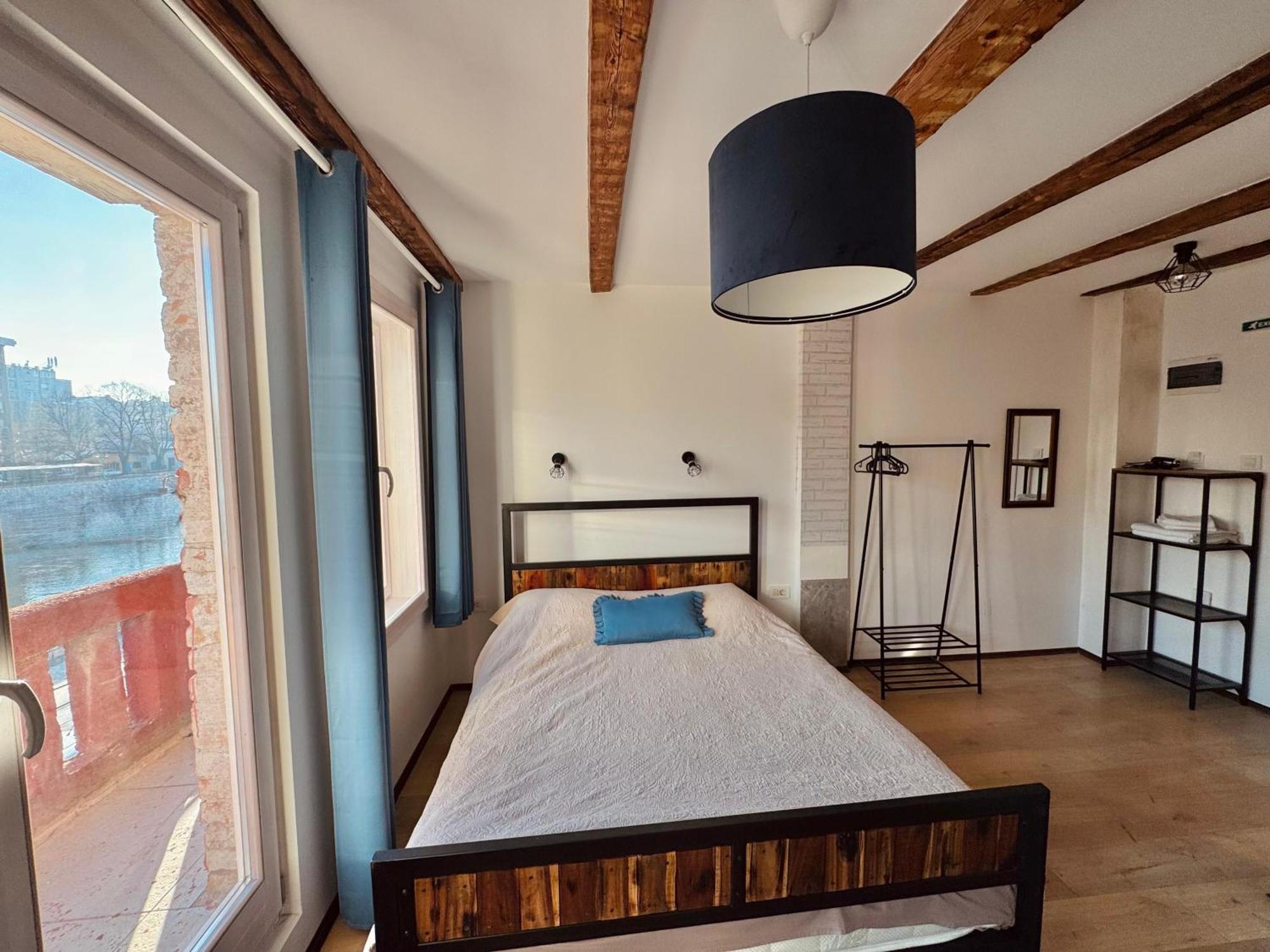 By The River Apartment Nis