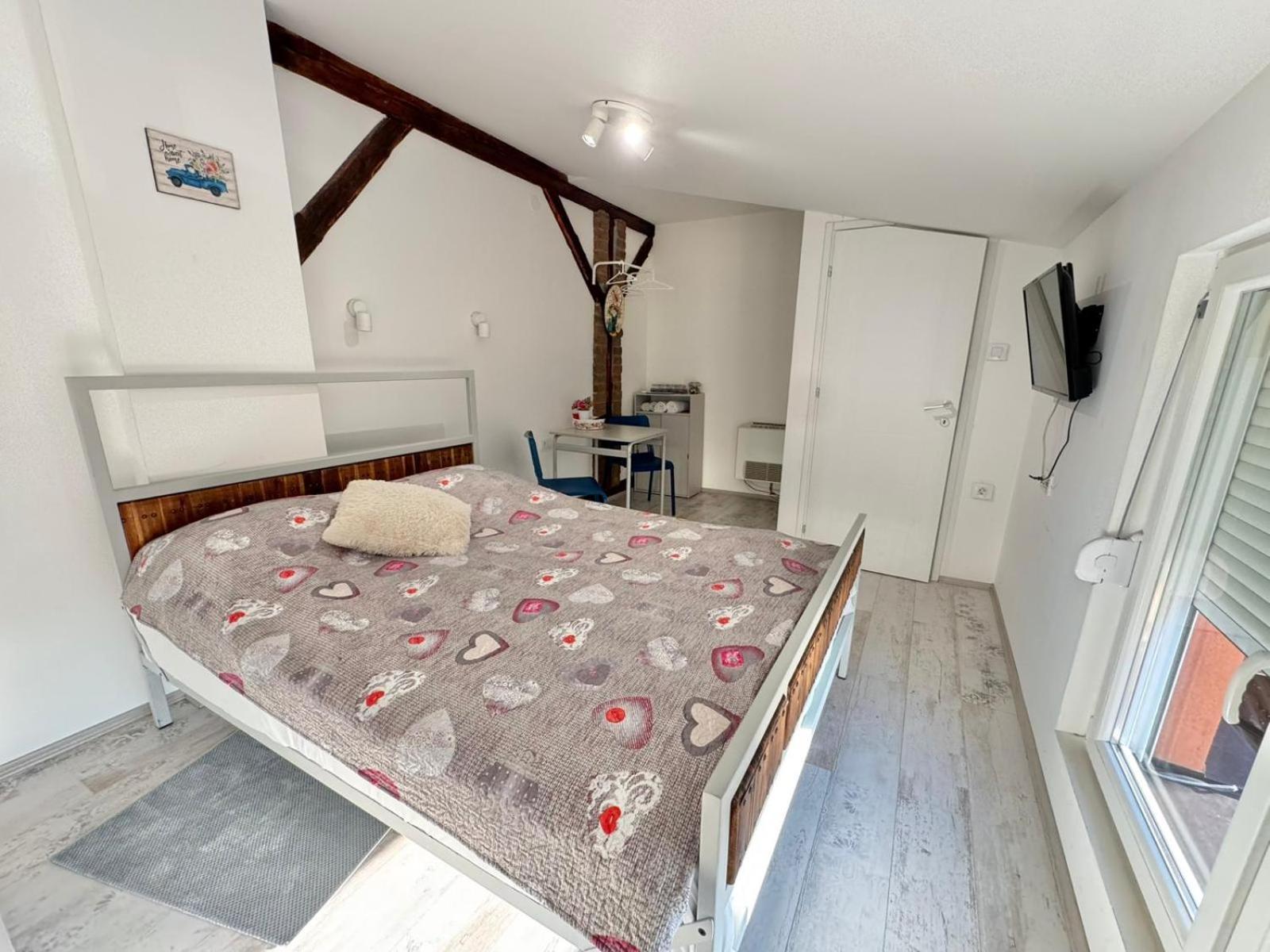 Apartment By The River Nis