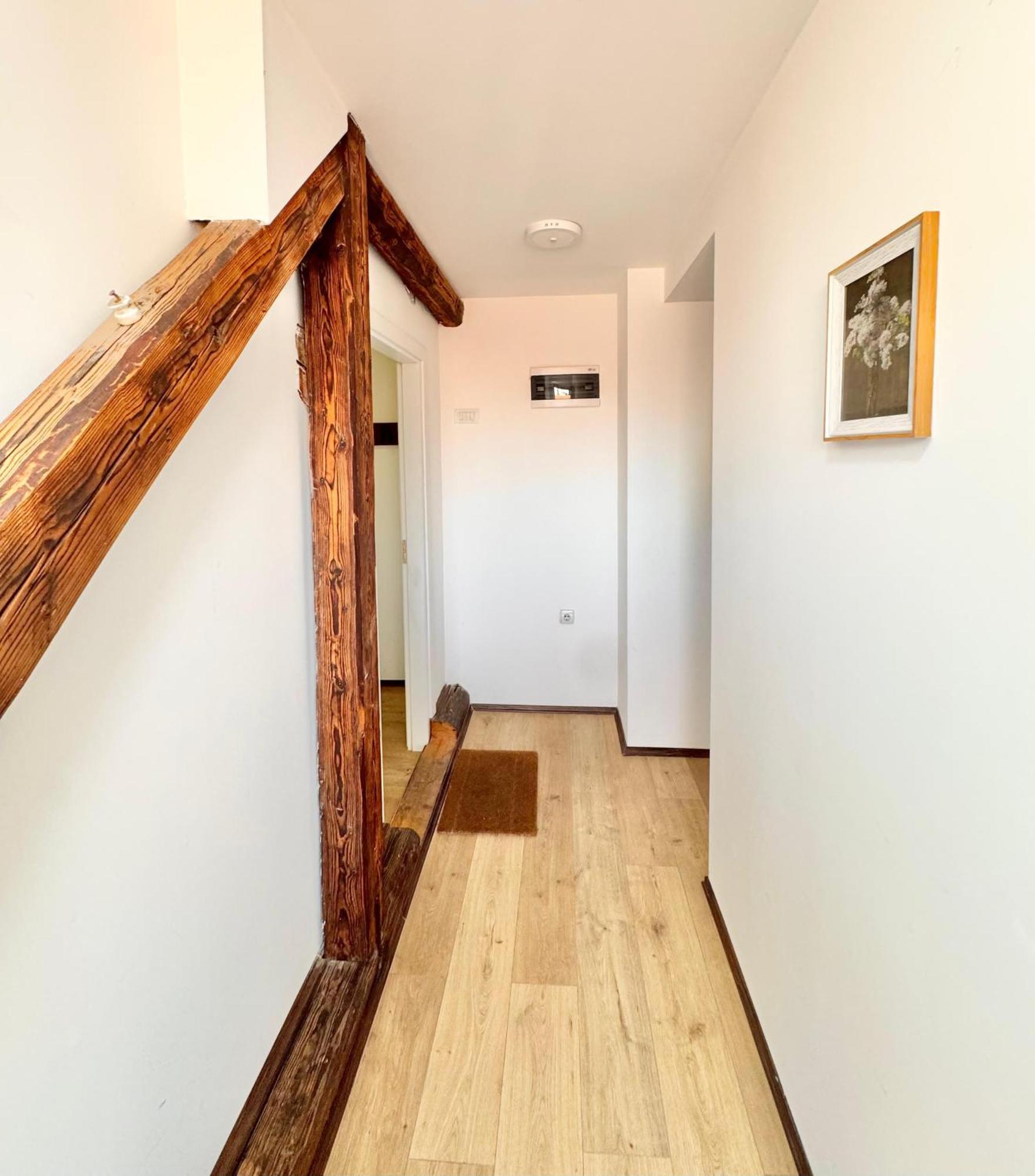 By The River Apartment Nis